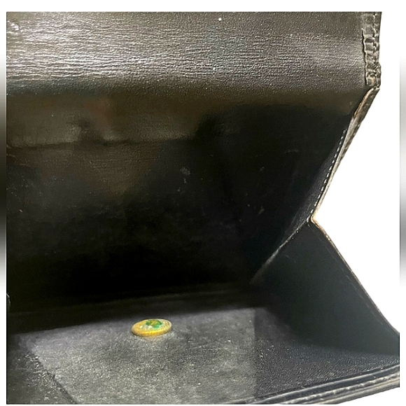 LOUIS VUITTON AUTHENTIC EPI LEATHER WALLET ✨️ EUC - Picture 5 of 9